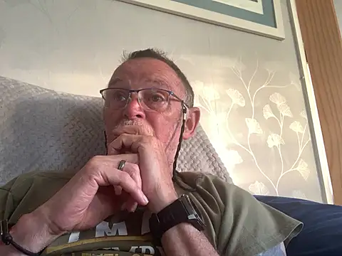 Moonraker64 online show from May 29, 7:01 pm