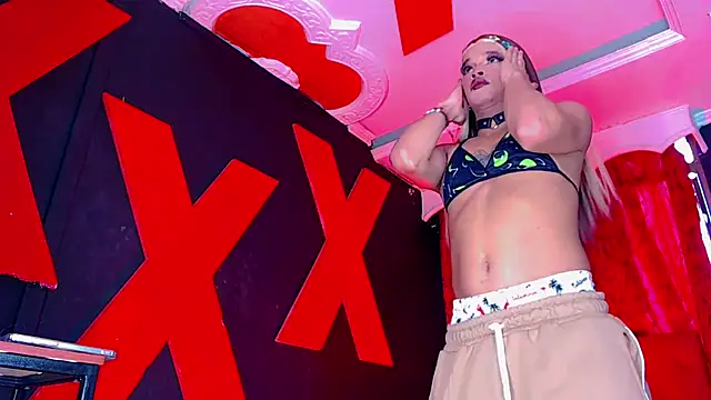 Mia Colucci25 online show from July 29, 12:25 pm