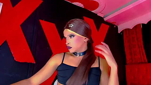 Mia Colucci25 online show from July 30, 12:59 pm
