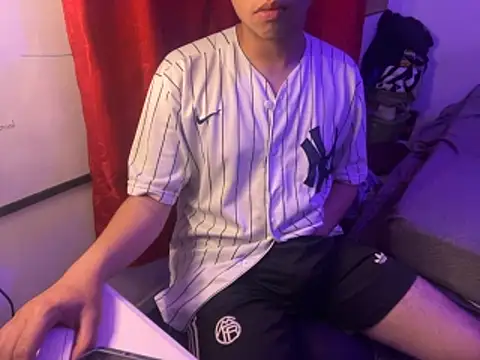 bogoboy07 online show from May 5, 9:12 pm