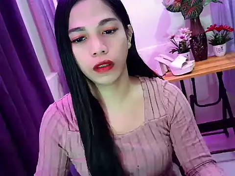 sexyfucksophia online show from June 18, 7:30 am