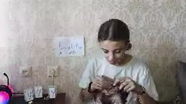 Snapshot of By_Mira chatting on July 21, 1:13 pm By Mira online show from July 21, 1:13 pm
