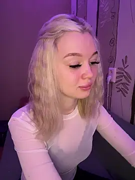 Velvet Doll  online show from June 19, 4:39 am