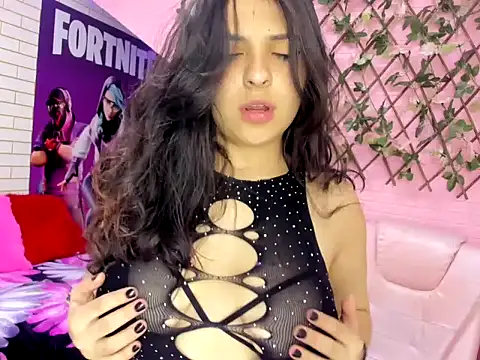 millybelpr online show from May 4, 9:00 pm
