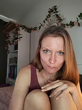 Candy Cougar online show from June 21, 7:00 am
