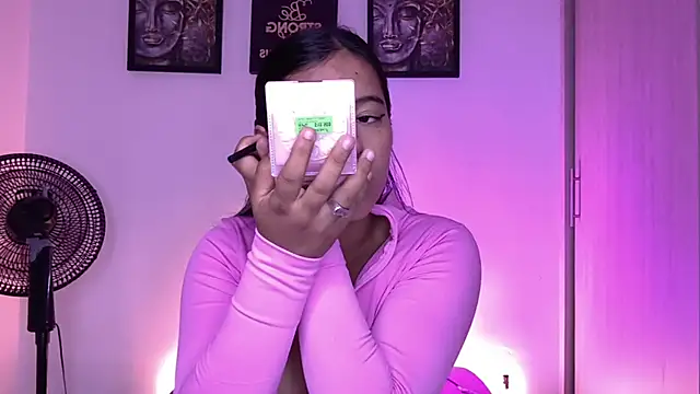 Raven stonee01 online show from July 12, 4:36 am