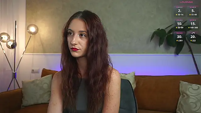 LiaaaBunny online show from June 3, 6:05 am