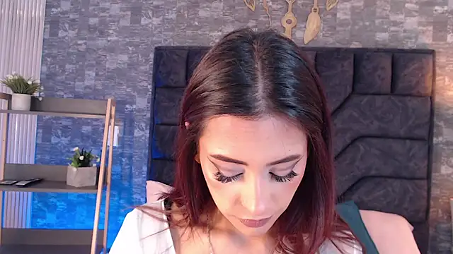 Snapshot of emy_fg chatting on May 16, 8:07 pm emy fg online show from May 16, 8:07 pm