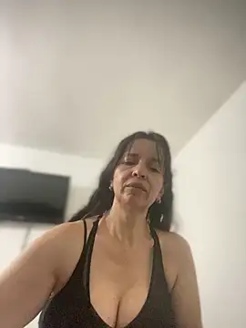 Snapshot of Soy_Camila8 chatting on May 31, 10:22 am Soy Camila8 online show from May 31, 10:22 am