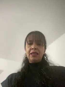 Snapshot of Soy_Camila8 chatting on June 9, 12:11 am Soy Camila8 online show from June 9, 12:11 am