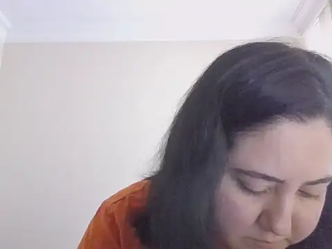 Snapshot of IsabellaJacobs chatting on May 6, 8:41 am IsabellaJacobs online show from May 6, 8:41 am