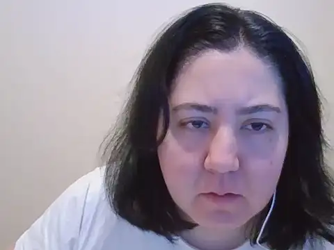 Snapshot of IsabellaJacobs chatting on May 7, 10:59 pm IsabellaJacobs online show from May 7, 10:59 pm