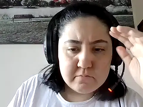 Snapshot of IsabellaJacobs chatting on May 8, 11:26 am IsabellaJacobs online show from May 8, 11:26 am