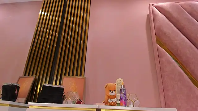 Snapshot of Anny_bakers_ chatting on July 28, 4:39 pm Anny bakers online show from July 28, 4:39 pm
