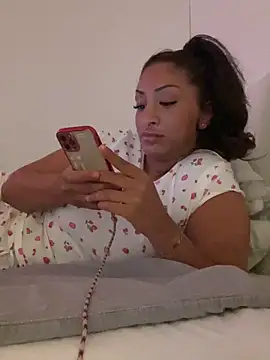 juicyprincess66 online show from June 6, 7:51 pm