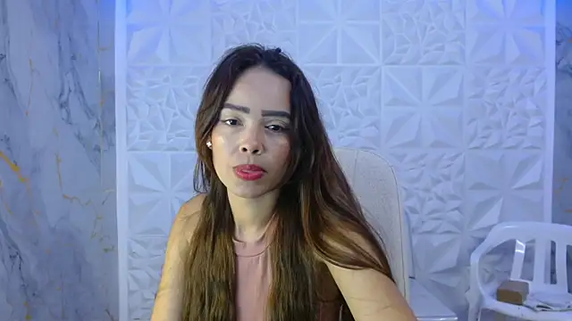 naomis 36 online show from May 11, 3:07 pm