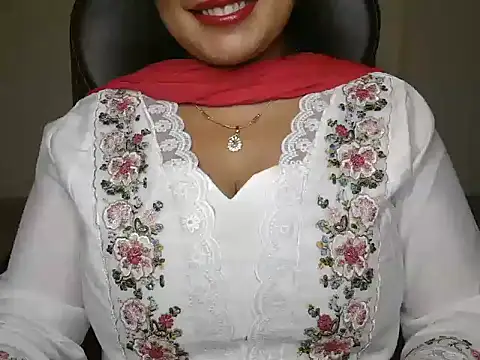 Yanshi23 online show from May 31, 3:30 pm