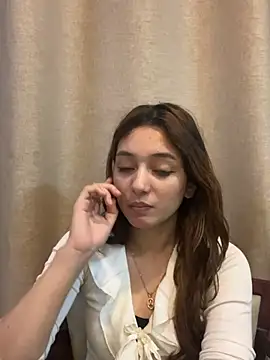 Lilywant online show from June 11, 3:32 pm