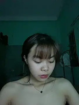 Snapshot of Cry_sexy chatting on June 2, 6:10 pm Cry sexy online show from June 2, 6:10 pm