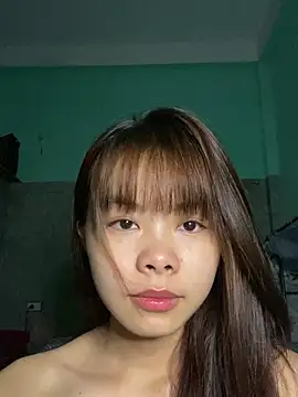 Snapshot of Cry_sexy chatting on June 5, 8:25 pm Cry sexy online show from June 5, 8:25 pm