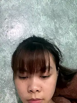 Snapshot of Cry_sexy chatting on June 13, 7:17 am Cry sexy online show from June 13, 7:17 am