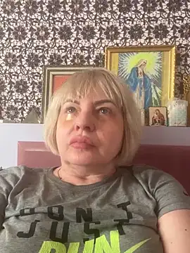 Snapshot of AnastasiaGrey777 chatting on May 7, 9:14 am AnastasiaGrey777 online show from May 7, 9:14 am