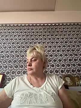 Snapshot of AnastasiaGrey777 chatting on June 13, 4:54 am AnastasiaGrey777 online show from June 13, 4:54 am