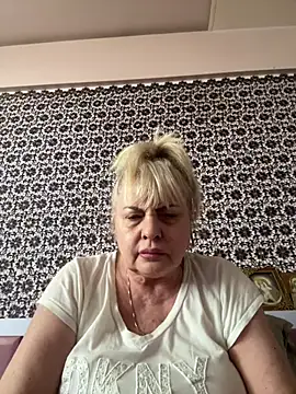 Snapshot of AnastasiaGrey777 chatting on June 24, 5:28 am AnastasiaGrey777 online show from June 24, 5:28 am