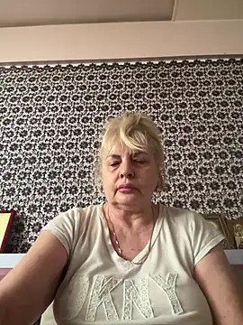 Snapshot of AnastasiaGrey777 chatting on July 5, 4:19 am AnastasiaGrey777 online show from July 5, 4:19 am