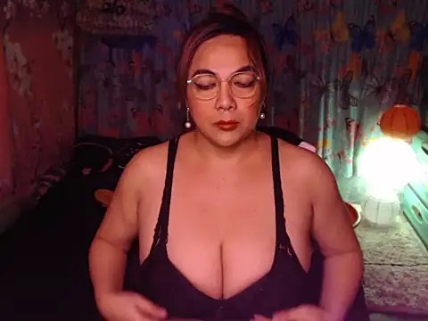 TsMiia Curve online show from July 21, 4:31 pm