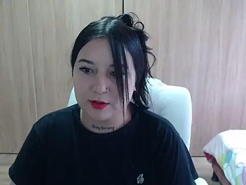Snapshot of Haileey_ross chatting on June 10, 3:00 pm Haileey ross online show from June 10, 3:00 pm