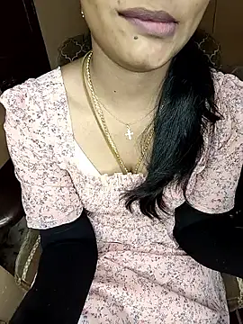 Snapshot of Tamil__Thara003 chatting on June 8, 10:59 am Tamil Thara003 online show from June 8, 10:59 am