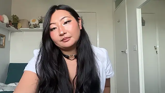 tomokidokii online show from May 7, 1:27 pm