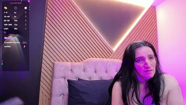 Snapshot of CloeMature chatting on May 31, 3:26 am CloeMature online show from May 31, 3:26 am