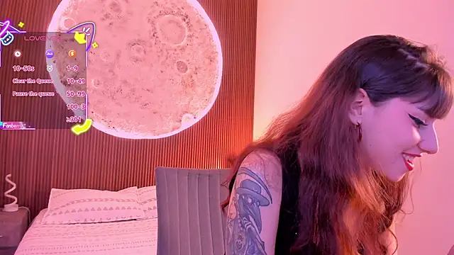 Snapshot of AmbarDupont_ chatting on June 19, 6:40 am AmbarDupont online show from June 19, 6:40 am