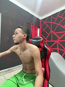 friends lust latin online show from July 18, 9:18 pm