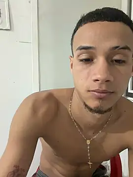 friends lust latin online show from July 31, 8:47 am