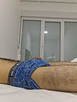 kurdishboy69 online show from June 10, 11:13 pm
