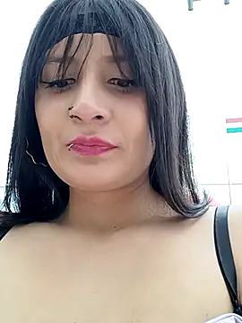 Snapshot of Alejandra_alson chatting on May 13, 5:54 pm Alejandra alson online show from May 13, 5:54 pm