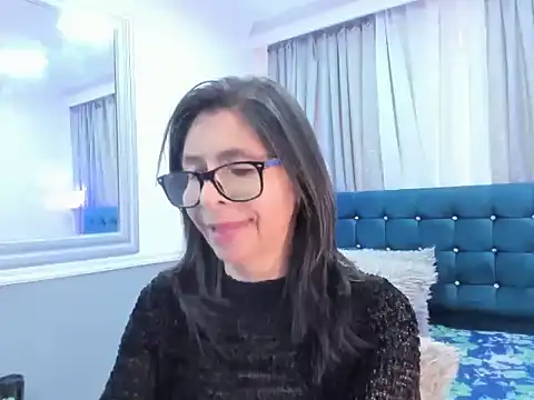 Snapshot of lena_gray chatting on July 3, 3:29 pm lena gray online show from July 3, 3:29 pm