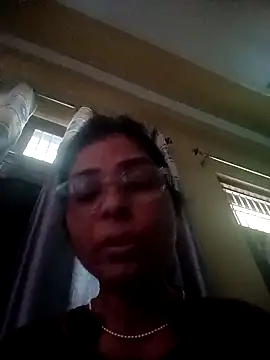 Snapshot of deepikastar chatting on May 12, 6:32 am deepikastar online show from May 12, 6:32 am