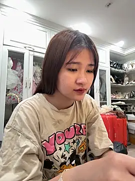 lynh baby online show from May 16, 11:53 am