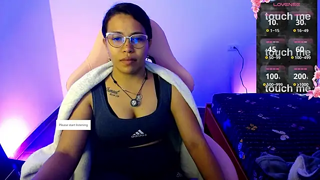 Snapshot of sexydiabliita chatting on May 31, 12:41 am sexydiabliita online show from May 31, 12:41 am