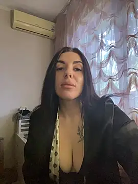 Snapshot of IsabellaJoutes chatting on July 24, 2:04 pm IsabellaJoutes online show from July 24, 2:04 pm