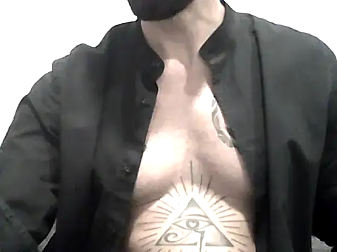 Snapshot of Alessandromagno8 chatting on May 19, 6:36 pm Alessandromagno8 online show from May 19, 6:36 pm