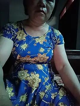 Snapshot of -Lytina- chatting on August 5, 11:50 pm -Lytina- online show from August 5, 11:50 pm