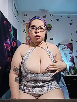 Snapshot of hada_submissive chatting on July 13, 9:06 pm hada submissive online show from July 13, 9:06 pm