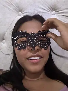 Snapshot of Dulcemorena__ chatting on June 7, 1:54 am Dulcemorena online show from June 7, 1:54 am