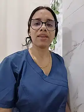 Snapshot of alanahot94 chatting on June 23, 10:08 pm alanahot94 online show from June 23, 10:08 pm