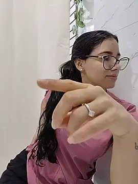 Snapshot of alanahot94 chatting on July 19, 7:50 pm alanahot94 online show from July 19, 7:50 pm